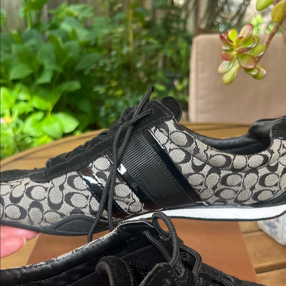 Coach Women's Logo Mesh Lace-Up Sneakers - Black. Authentic. - Picture 11 of 14